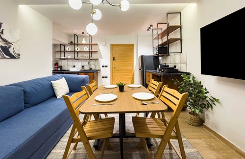 Heliopolis Apartment | Xuru Stays I Heliopolis 3 - 5 Min to Airport