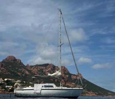 Saint-Raphael Boat Rental | Yacht Studio Galarne
