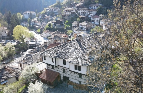 Smolyan House | Yakusha-Beautiful house in the heart of the Rhodope Mountains