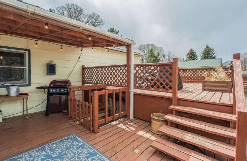 Buena Vista House | Yale Yard Stylish Escape with Scenic Views