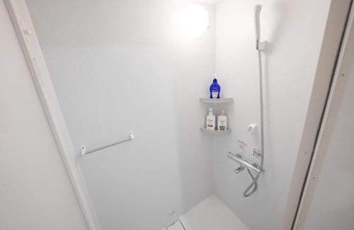 Higashiazabu Apartment | Yamamoto building by Tranova