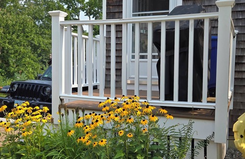 Lochmere House | Year-round house, Lakes Region, Winnisquam NH.