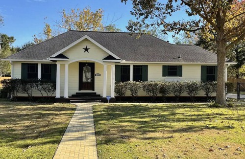 Southeast Houston House | Yellow Brick Road House 1miles from Hobby Airport