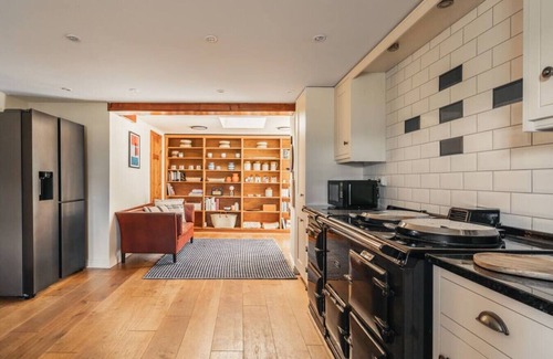 Penrith House | Yew Tree: Historic Georgian Farmhouse, Ellonby