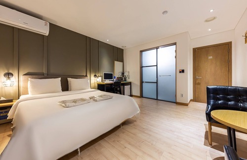 Giheung-gu Hotel | Yongin Monterey 17