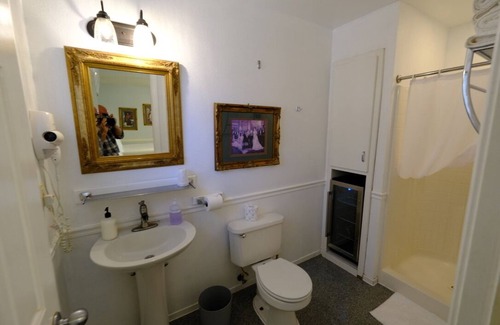 Midpines Resort | Yosemite Bug Rustic Mountain Resort