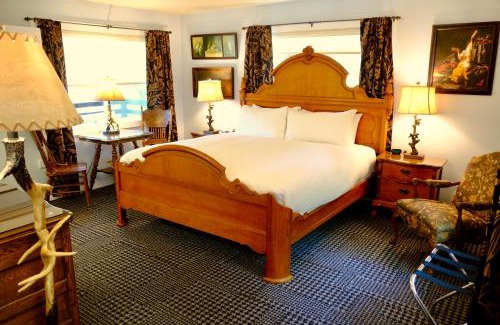 Midpines Cabin | Yosemite Bug Rustic Mountain Resort