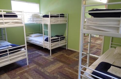 Midpines Cabin | Yosemite Bug Rustic Mountain Resort