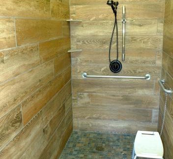 Midpines Cabin | Yosemite Bug Rustic Mountain Resort