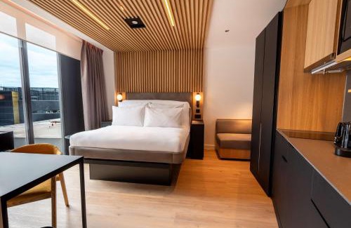 Stratford and New Town Hotel | YOTELPAD London Stratford