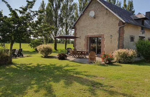 Victot - Pontfol Cottage | Your haven of peace for 4 people near Beuvron en Auge & the famous beaches