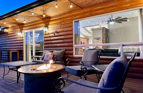 Parowan Cabin | Your Holiday Basecamp | 10 min to Brian Head