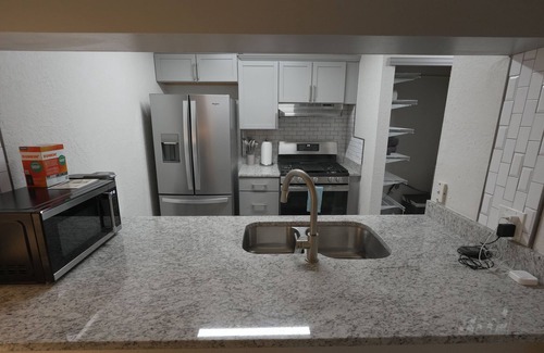 Tallahassee Apartment | Your home away from home.