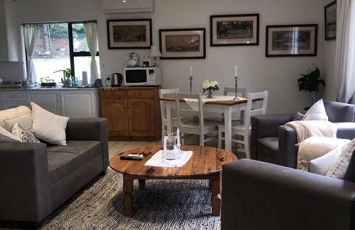 Greater Johannesburg Metropolitan Area Cottage | Your Home from Home