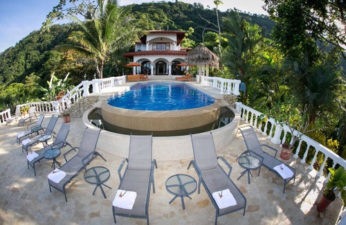 Dominicalito Villa | Your Own Private Mini Resort In A Large Private Estate