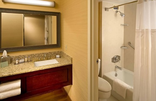 Gatlinburg Hotel | Your Relaxing Getaway Awaits! Private Balcony, Indoor Pool, Onsite Parking!