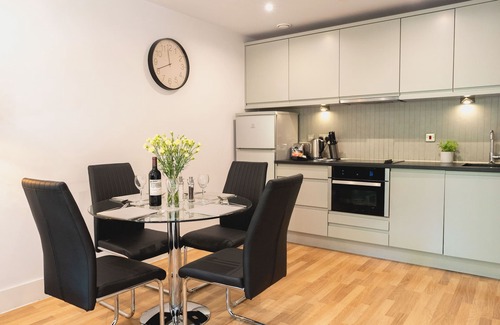 Cambridge Apartment | Your Space Apartments - Eden House