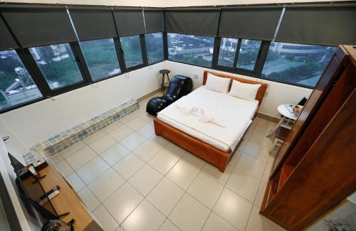 Tan Binh Hotel | Yoyo Airport Saigon Hotel