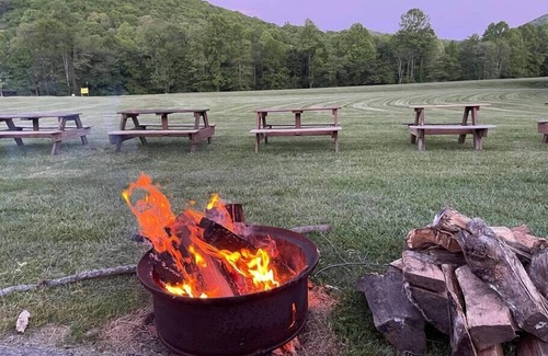 Suches RV Rental | Yurt - Free Spirit (second on the left)
