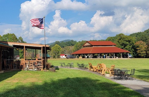 Suches RV Rental | Yurt - Free Spirit (second on the left)