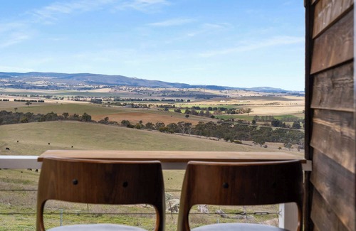 White Rock House | Yurt on the Hill -Unique & Peaceful Country Escape