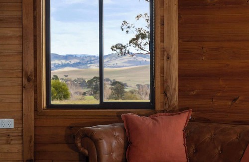White Rock House | Yurt on the Hill -Unique & Peaceful Country Escape