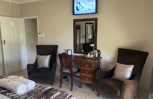 Mogale City House | Zacks Country Stay