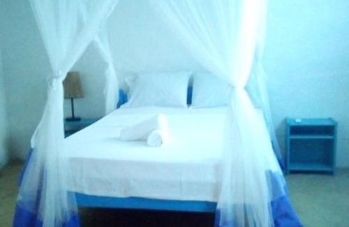 Tofo Apartment | Zanzi Guest house