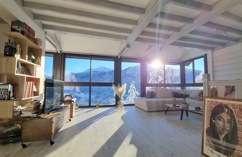 Saint-Jean-Saint-Nicolas Ski Chalet | Zen cocoon with panoramic view. Stations nearby.