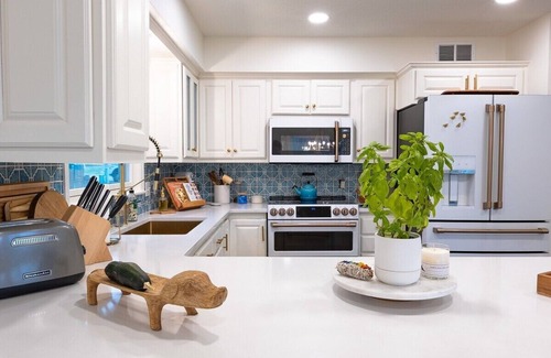 Minnetonka House | "Zen Den" on the Water by Downtown Wayzata by Roxy Rentals