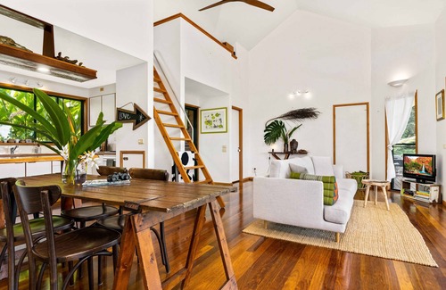 Myocum Cottage | Zen- Lush retreat close to Byron with views