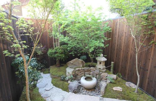 Okazaki House | Zen Machiya Inn