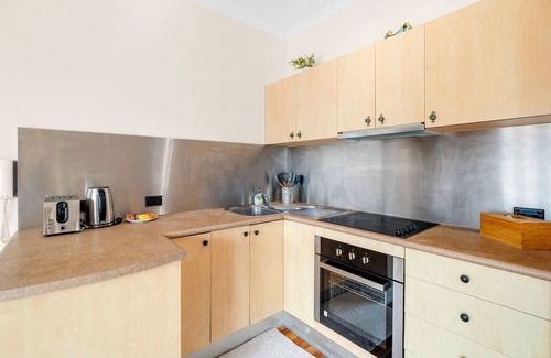 Darwin City Centre Apartment | Zen Oceanscape Balcony - Parking