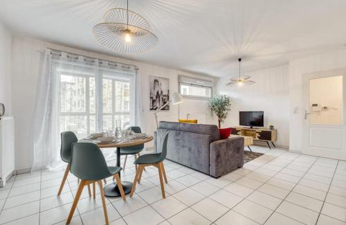 Annemasse Apartment | ZenBNB/Stella/Proche Gare/Garage/Wifi/