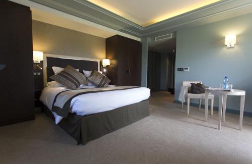 Juvignac Hotel | Zenitude Hotel La Valadière, Ascend Hotel Collection