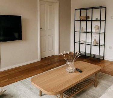 Frohnhausen Apartment | Zentrale 88qm mit Nähe zur Messe Essen! MA2L