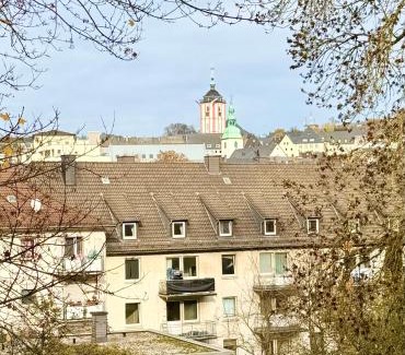 Siegen Apartment | Zentrumsnahe Wohnung mit Blick auf Siegens Obere Schloss