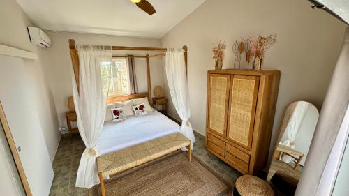 Grand Gaube House | Zephyr House 3BR Pool, Rooftop & Ocean View