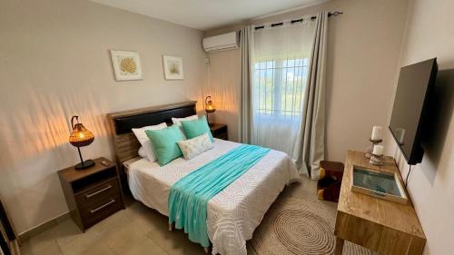 Grand Gaube House | Zephyr House Ocean View, Rooftop & Pool