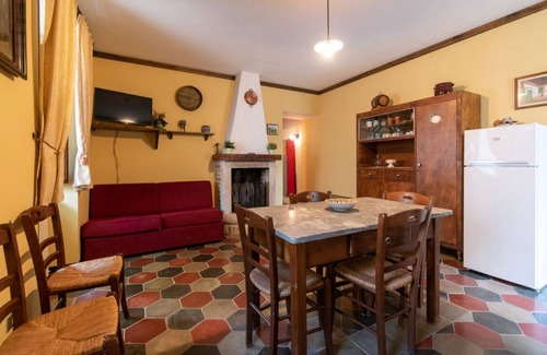 Abbateggio Apartment | Zi Gaetane by Rentbeat