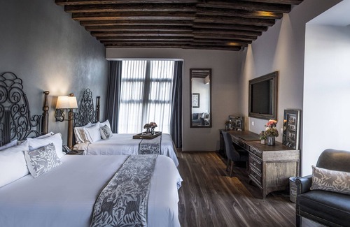 Historic Center Hotel | Zocalo Central & Rooftop Mexico City