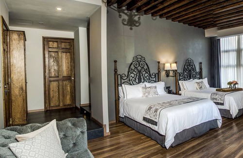 Historic Center Hotel | Zocalo Central & Rooftop Mexico City