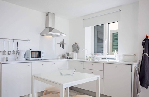 Old Town Apartment | Zona Velha II by An Island Apart