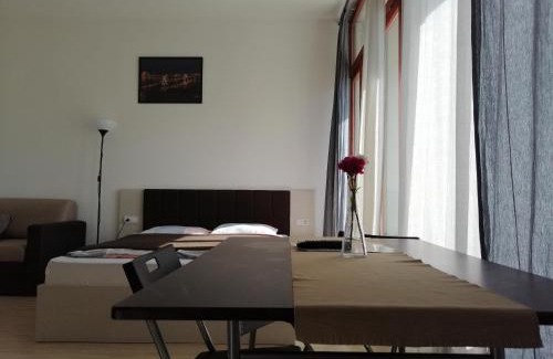Inner City Budapest Apartment | Zoom-Budapest Apartments