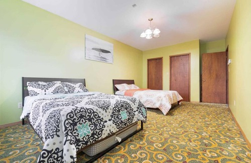 Winona Bed & Breakfast | ZoomInn Restaurant Bed & Breakfast