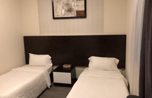 Haret Sakher Hotel | Zora Suites