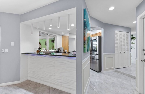 Lake Sarasota Villa | ZoriLux Villa Pool Firepit BBQ Oasis