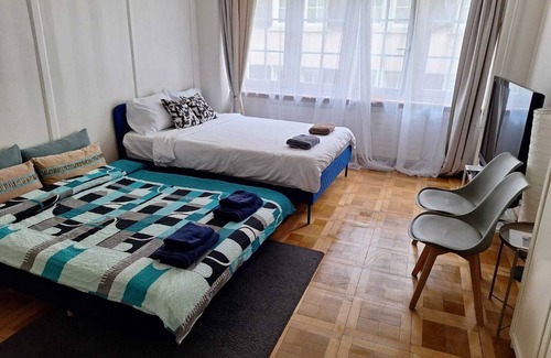 Hochschulen Apartment | ZURICH City Center Apartment with AC