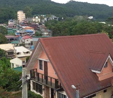 Baguio House | Zya 3BR A-House