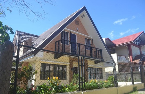 Baguio House | Zya 3BR A-House